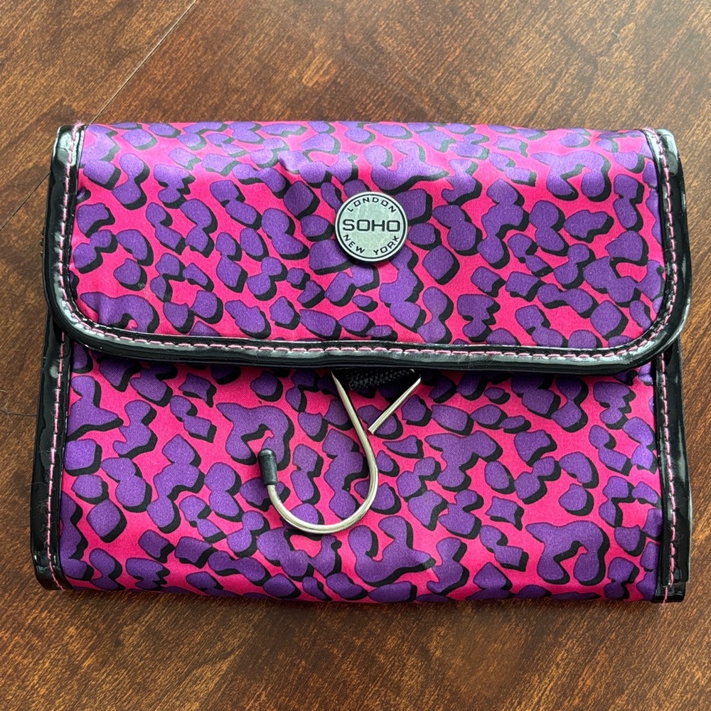Soho Fuchsia and Violet Travel Pouch Like New